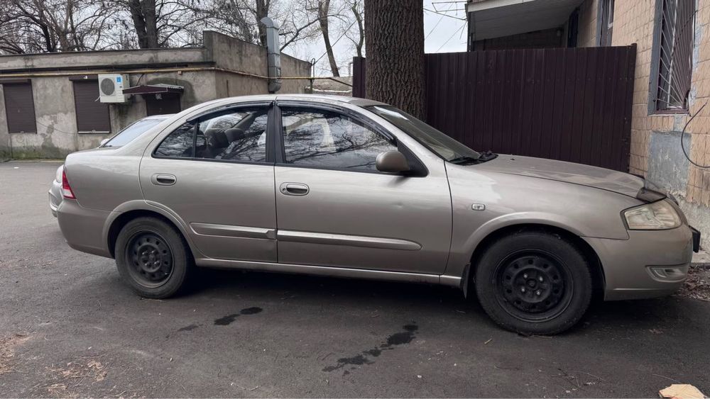 Продам Nissan ALMERA classic 2012 года