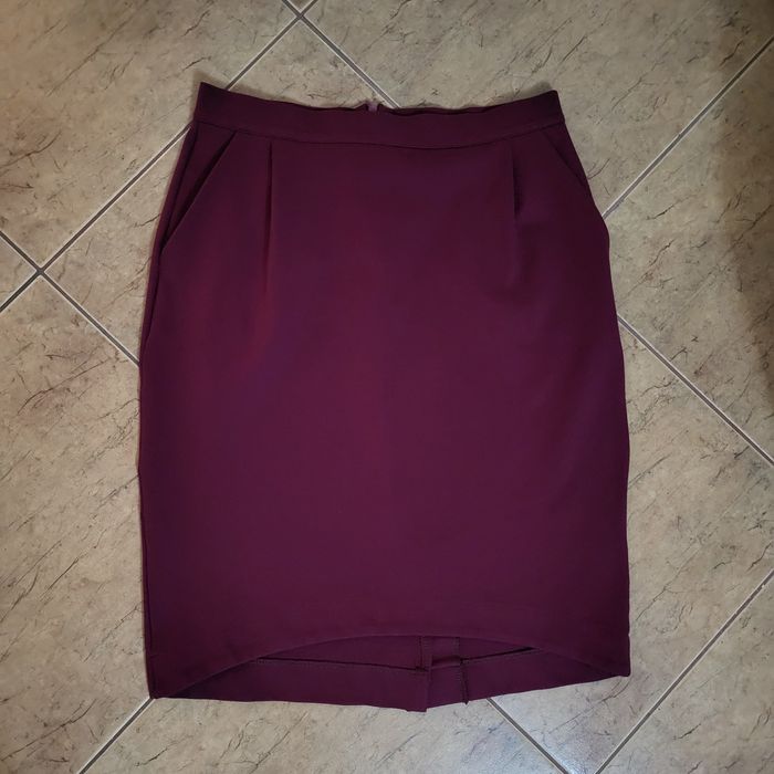 Spódnica  elegancka wizytowa biurowa midi do kolan r M/38