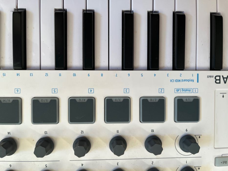 Arturia MiniLab MkII