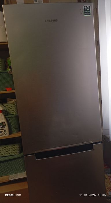 Холодильник Samsung
