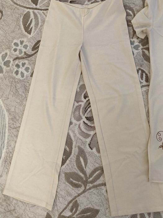 Продається костюм