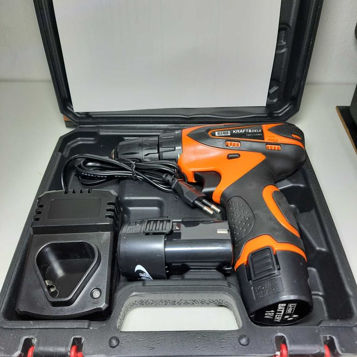 Wkrętarka wiertarka 18V Li-ion 2 x aku KD3066