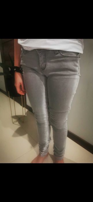 Spodnie szare z przetarciami s