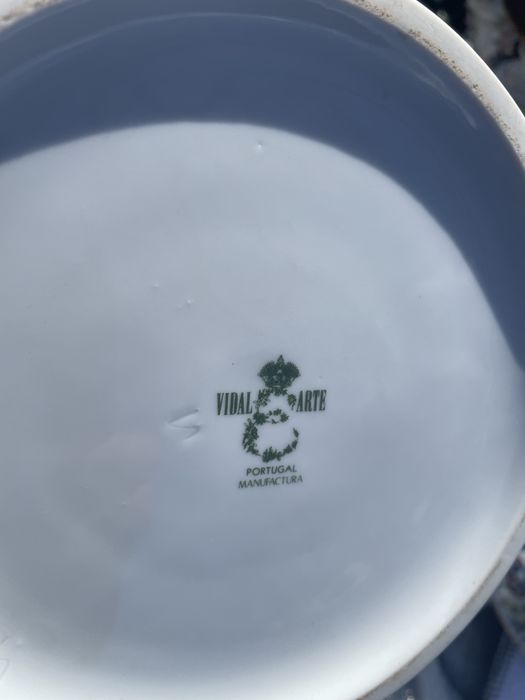 Pote ceramica com tampa seculo passado  VIDALARTE