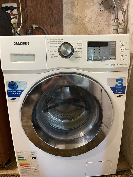 Стиральная машинка Samsung WF602W2BKWQ 6кг EcoBubble