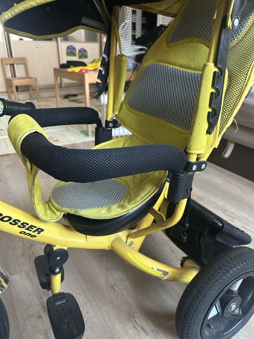 Велосипед дитячий триколісний з батьківською ручкою