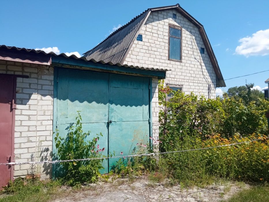 Продам дачний будинок на Фотоні