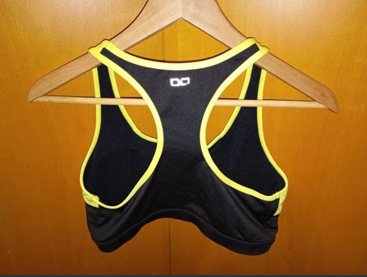 Top desportivo Doone