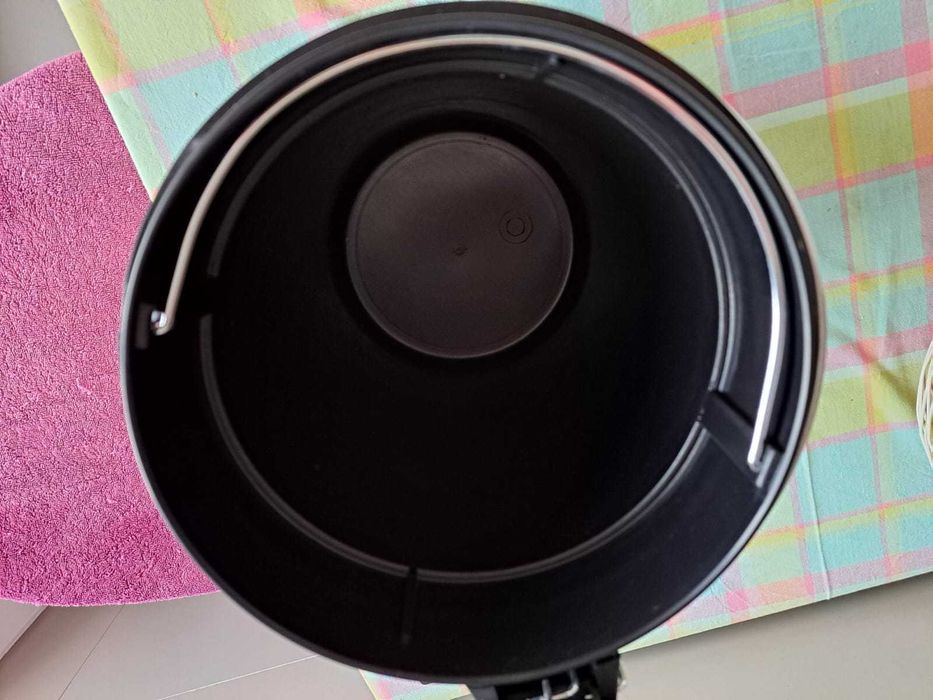 Caixote lixo metálico