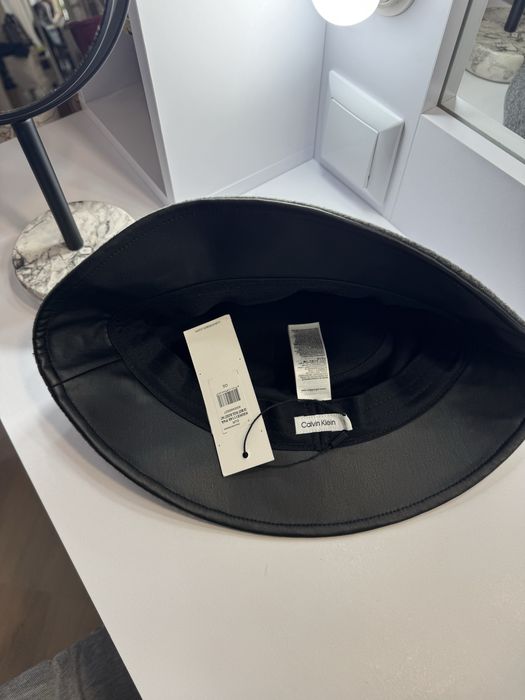 Жіноча сіра шерстяна панама