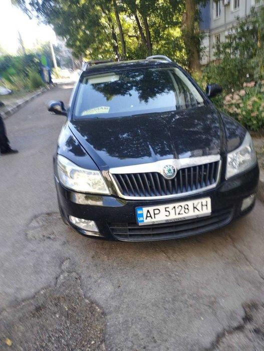 терміново продам автомобіль ШКОДА ОКТАВИЯ А5
