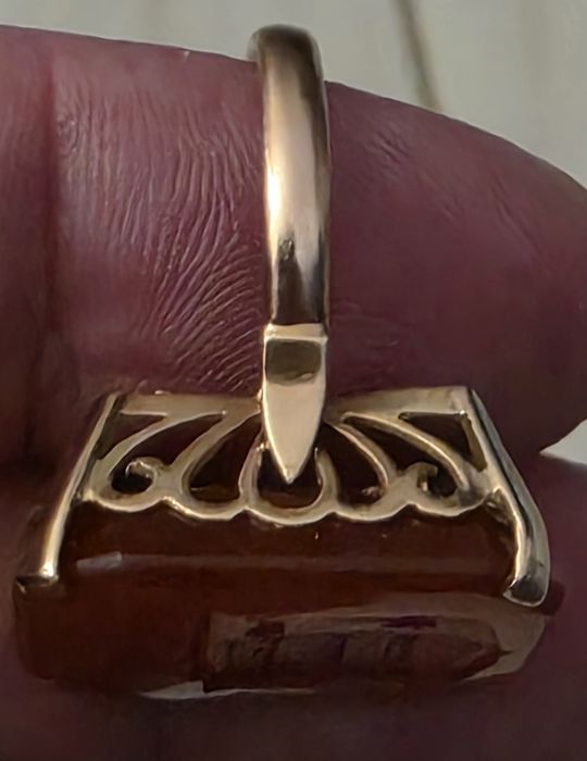 Anel Sinete ,1840, Ouro 18k,