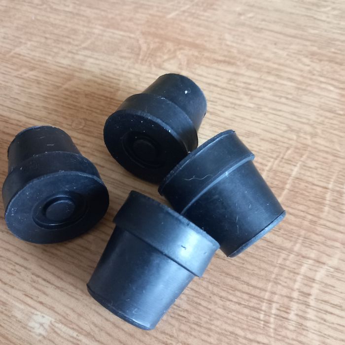 Резиновые наконечники  на палочку - трость.