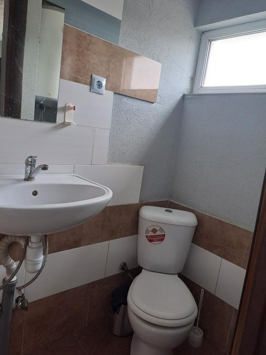 Продам міні-готель поруч з метро "Берестейська"