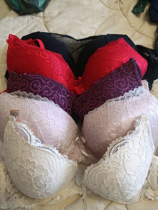 Бюстгальтеры и т п.