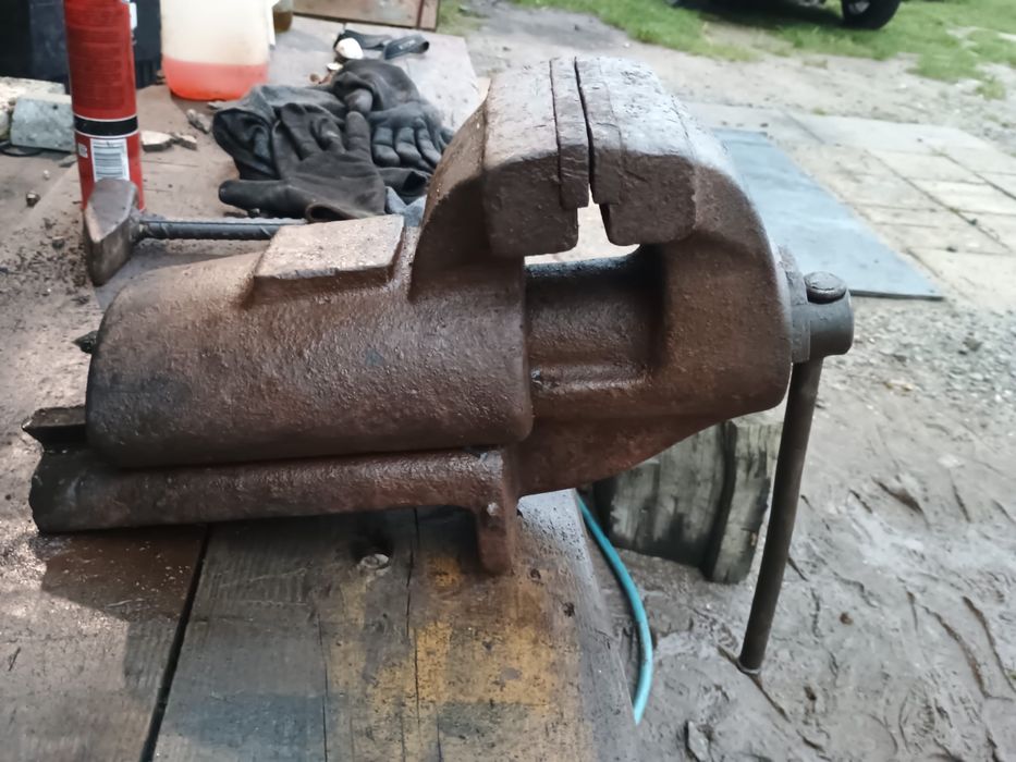 Imadło stalowe 38kg