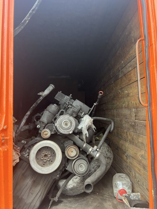 Mercedes Vario 614 D продам мотор 4.3 дизель