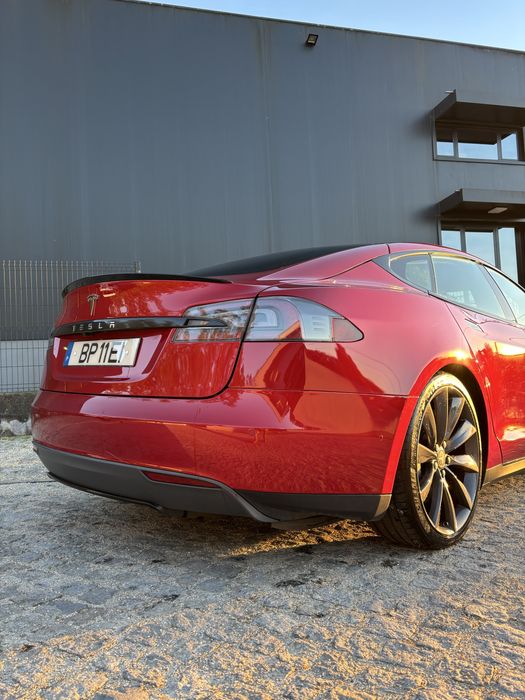 Tesla Model S 70D – AWD - Look Performance - MCU2 (Ecrãs Novos) - CCS2 - 125mil km