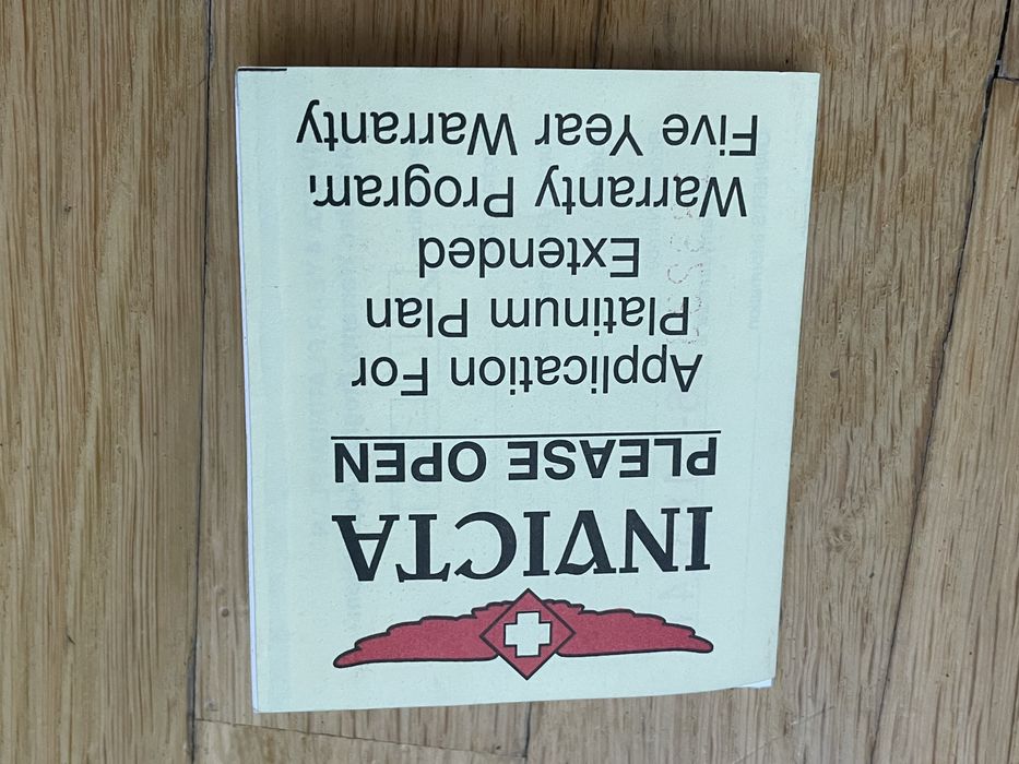 Invicta  Коробка  гарантійний лист годинник  часы Швейцария