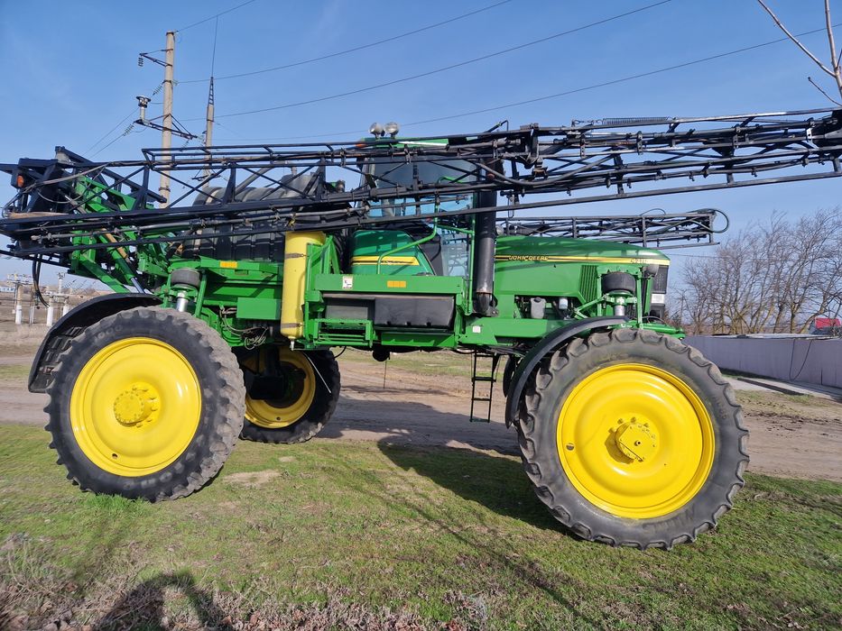 Самохідний оприскувач JOHN DEERE-4710