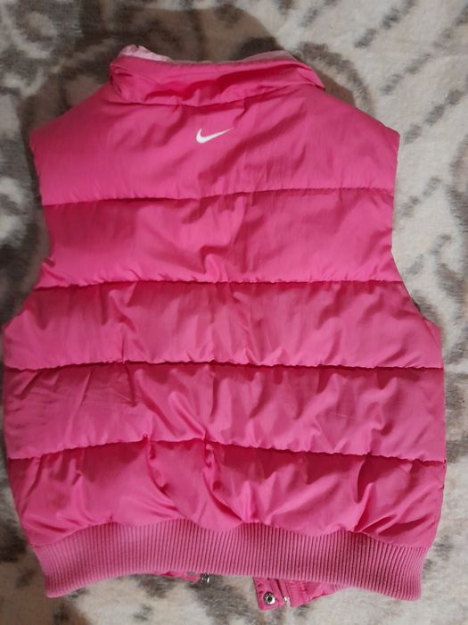 Colete NIKE para menina