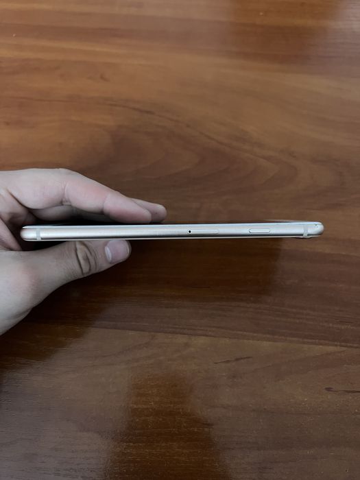 Айфон 8 plus, 64 gb