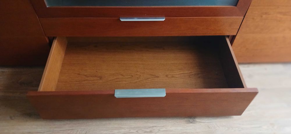 Aparador com muita arrumação