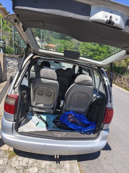 Ford galaxy em  Bom estado