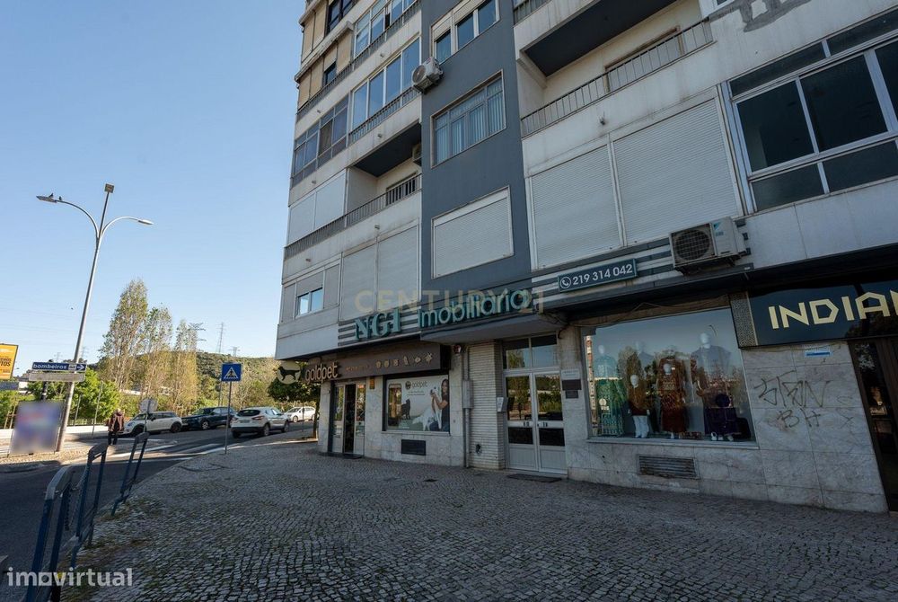 ** Espectacular Apartamento T2 Perto Do Metro De Odivelas **