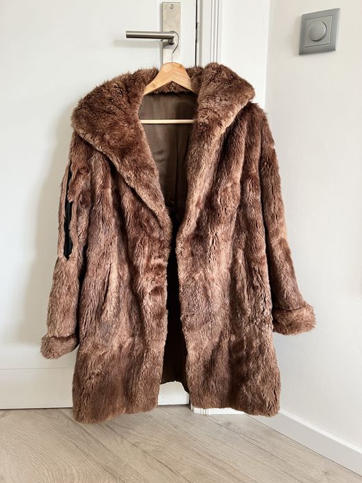 Sobretudo/ casaco de inverno em pele castanho