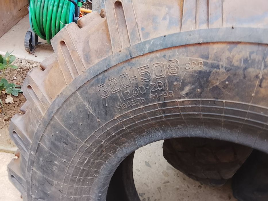 Продам шини Зіл 131 320-508  12.00-20