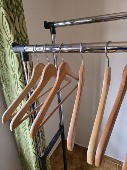 Pack 10 Cabides Madeira