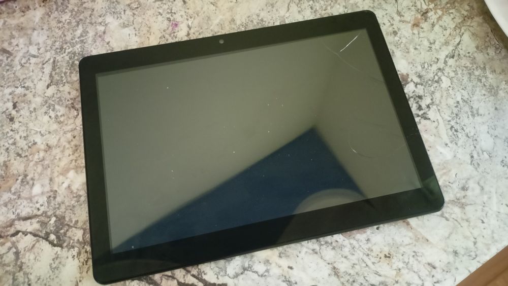 Продам планшет Assistant AP-108