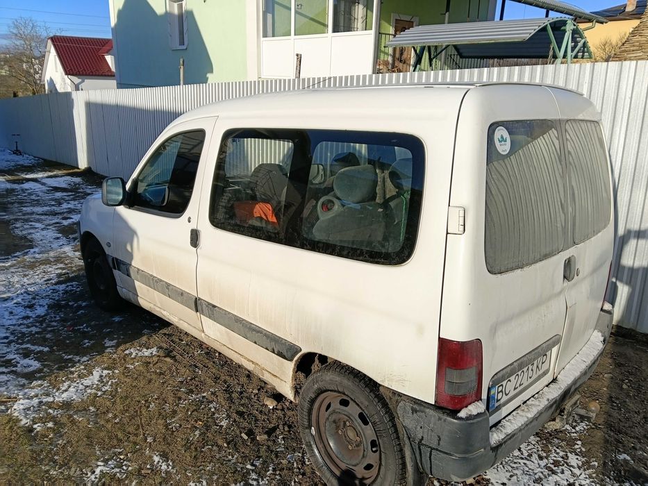 Пежо партнер пасажир 2,0 дізель