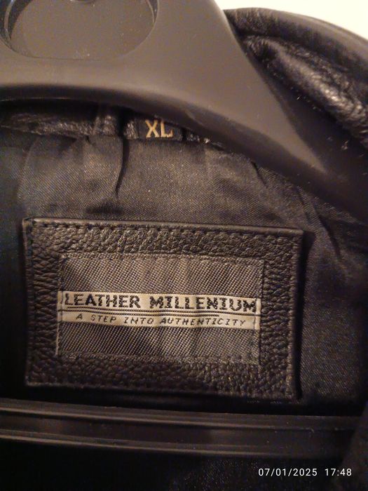 Jaqueta Motard em pele listrada  L/XL