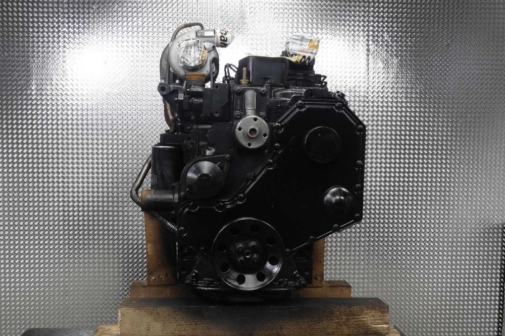Silnik spalinowy - Cummins 4BTA-3.9