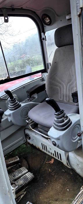 Mini giratoria walker neusson 8 toneladas