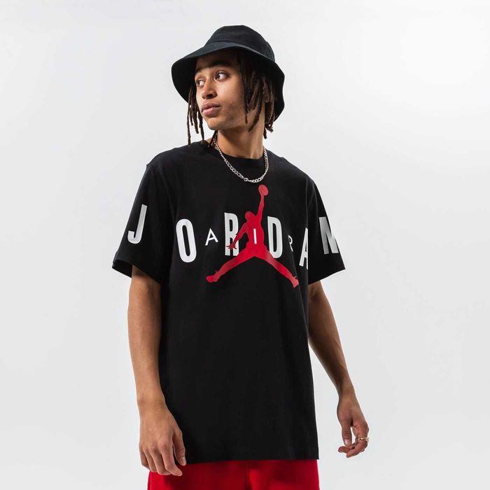 Футболка чоловіча Jordan T-Shirt M J Jd Air Stretch Ss Crew (DV1445-01