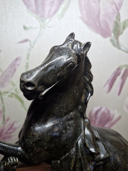 Упавший всадник 1934 год статуэтка чугунная  Касли Куса