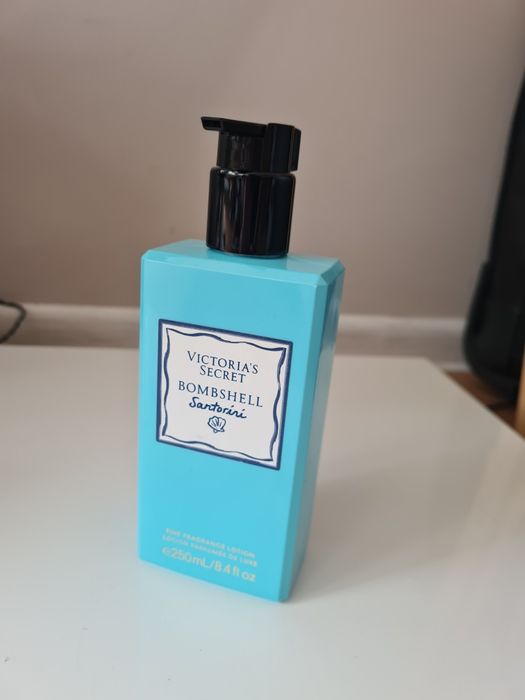 Victoria secret bombshell santorini  lotion balsam