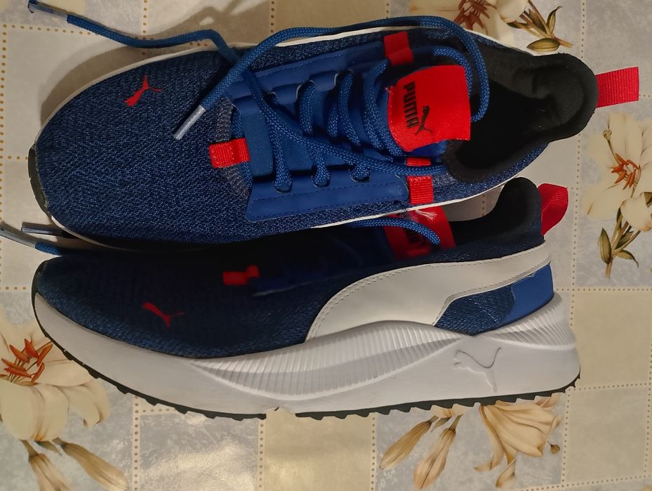Buty sportowe uniwersalne Puma rozmiar 39 wkładka 25