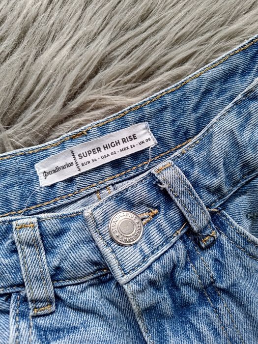 Krótkie spodenki Stradivarius 34 XS jeansowe na lato dżinsowe szorty