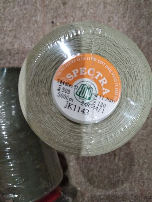 нитки для оверлока