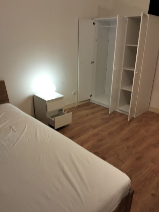 Arrenda-se quarto