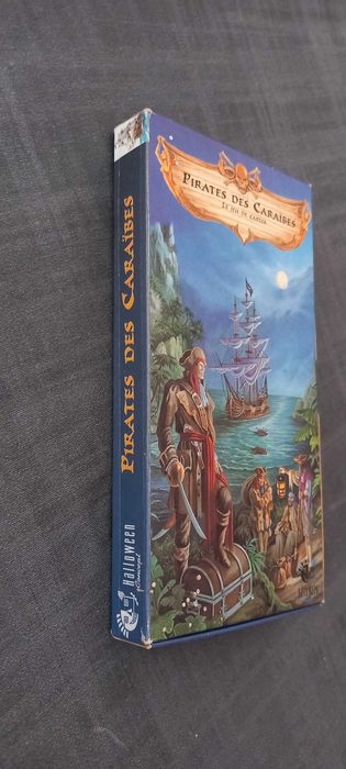 Piratas das Caraíbas - O Jogo de Cartas novo