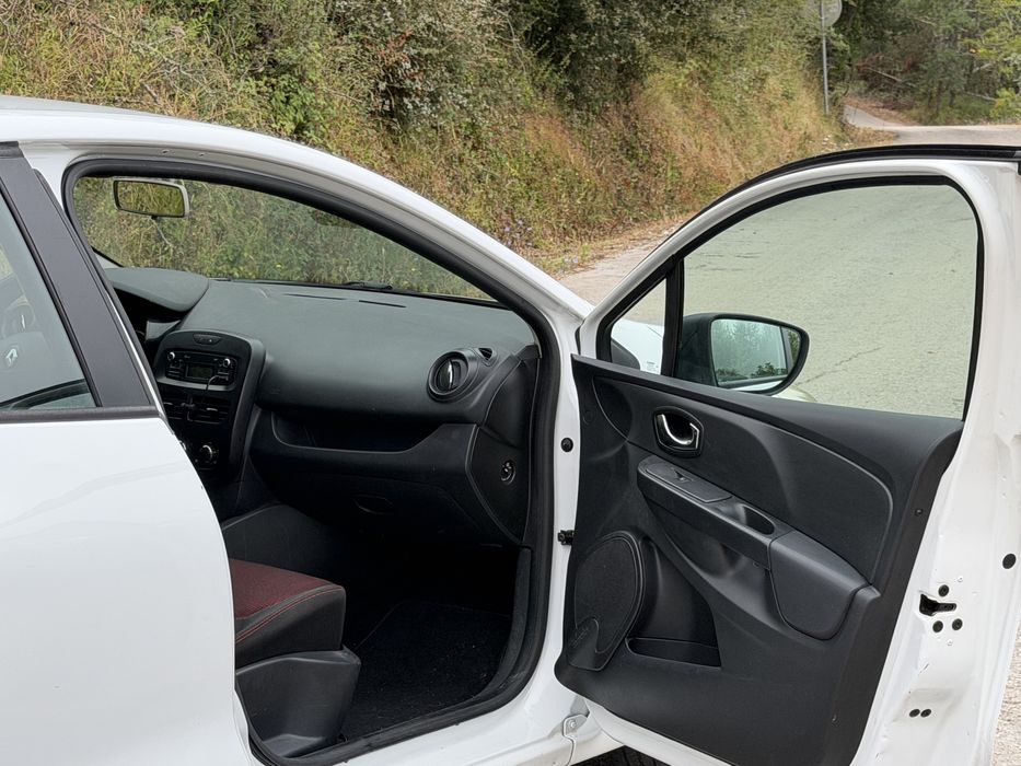 Renault clio 4 comercial