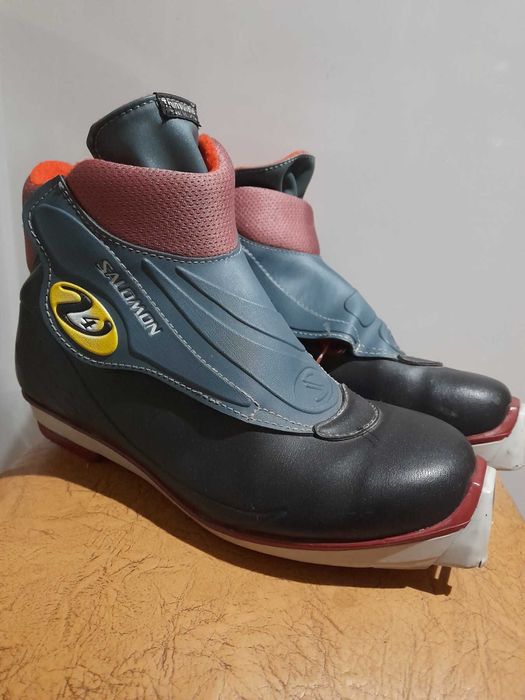 Гірськолижні черевики SALOMON р. 40