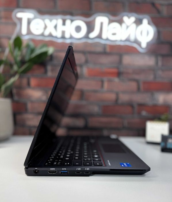 Ультрабук Fujitsu LIFEBOOK U7311·i5-1135G7·8GB+SSD256GB·13"FHD·2021рік