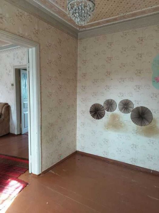 Продам дом и жилой флигель в Мерефе!