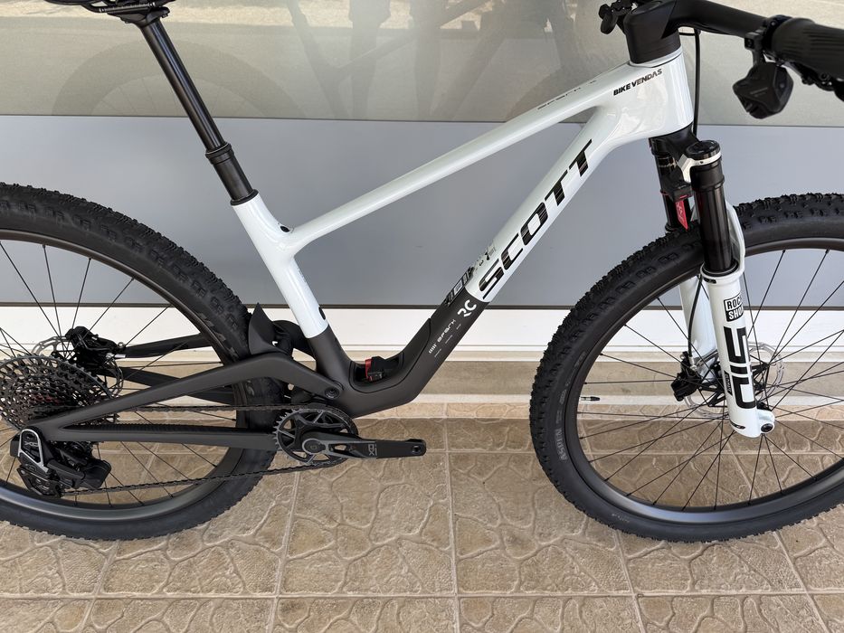Bicicleta Scott Spark RC World Cup - modelo novo 2027
